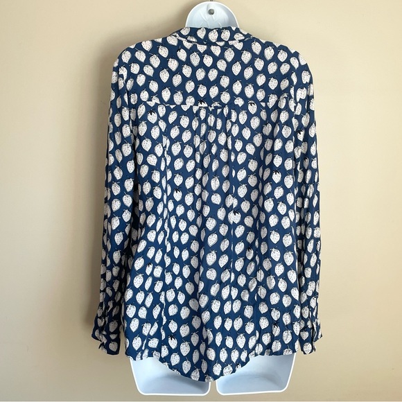 Maeve Anthropologie Rochelle Strawberry Print Button Down Blouse Women's Size 10 - Picture 3 of 10